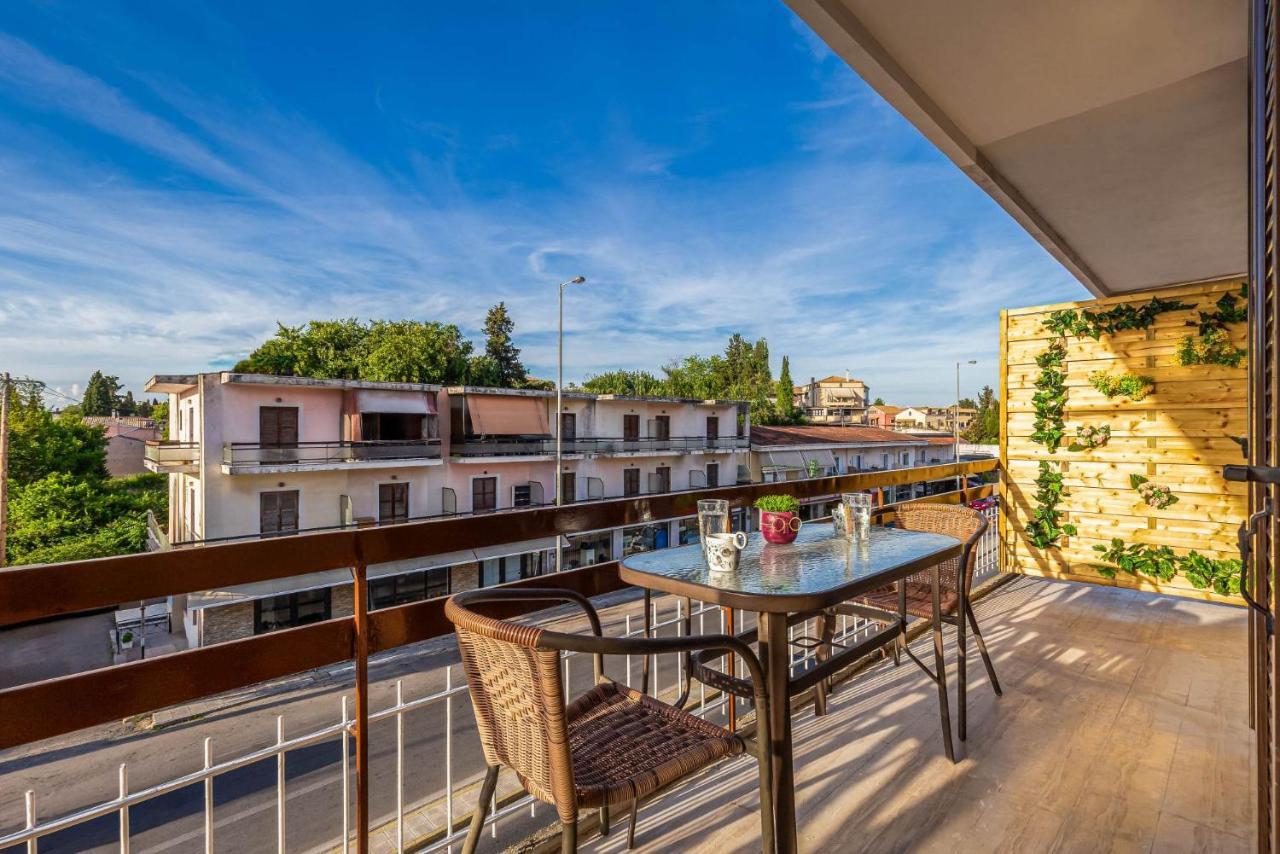 Luna Solari Apartment Mantouki Exteriér fotografie
